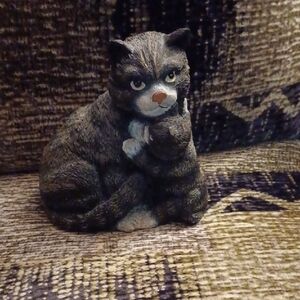 4/$40 Charming Cat Figurine Coin Bank